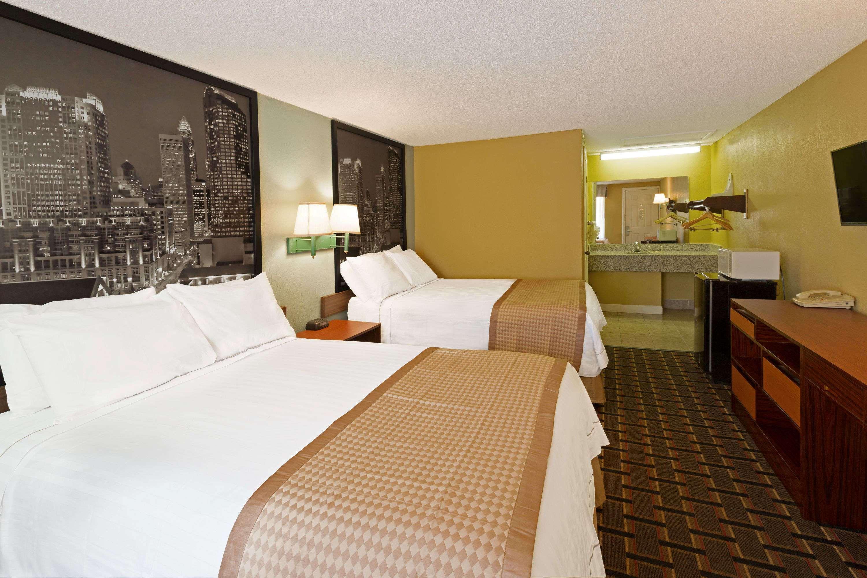 Rodeway Inn Charlotte Airport Area 외부 사진