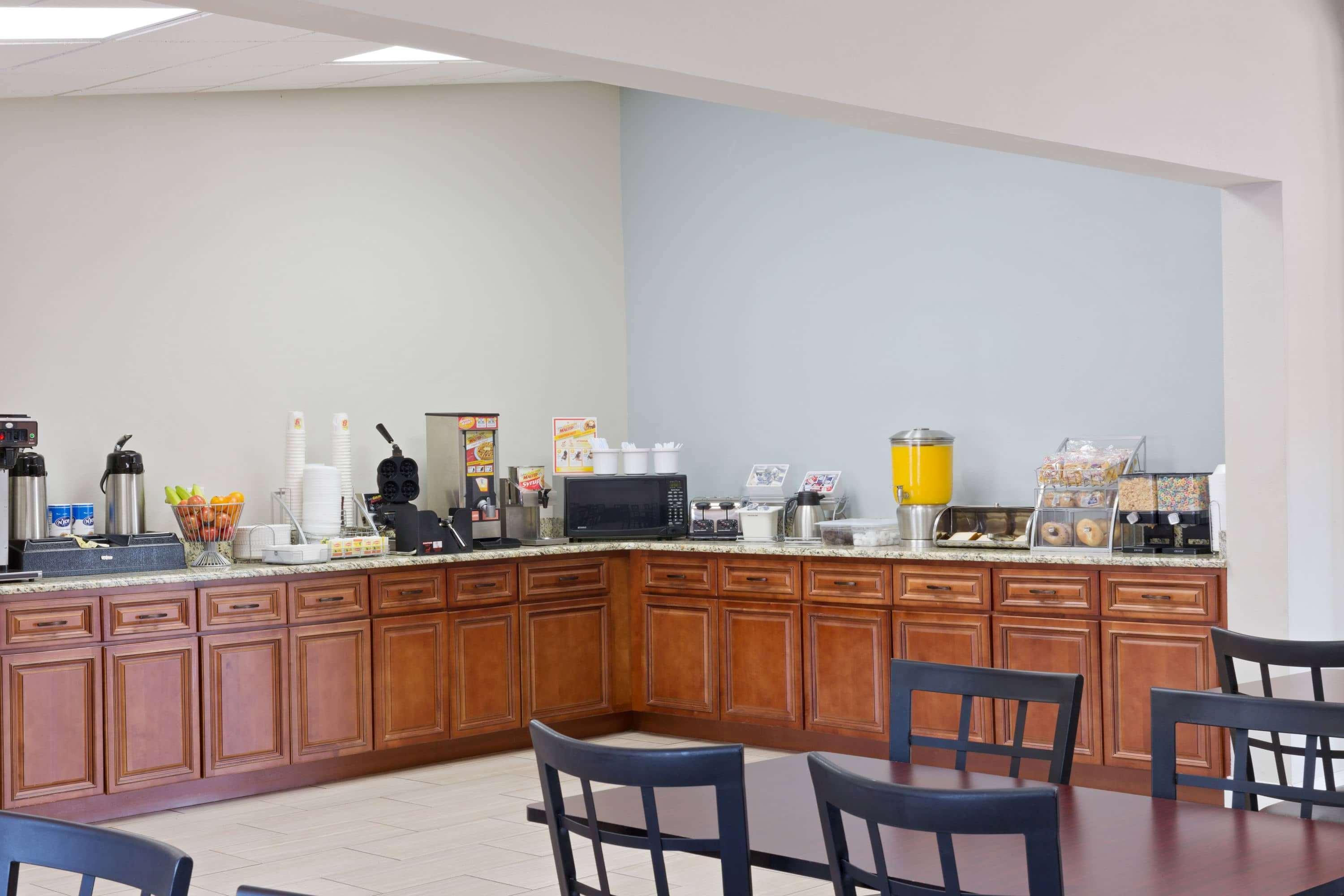 Rodeway Inn Charlotte Airport Area 외부 사진